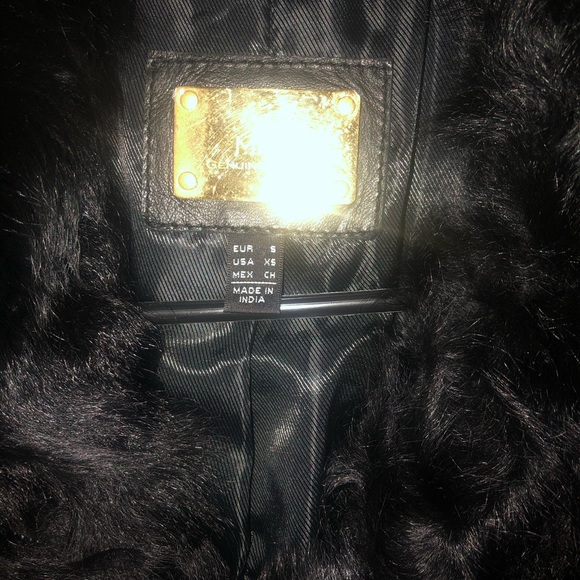 leather jacket - Picture 3 of 5